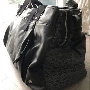 Lululemon Unique Leather All Day Duffel